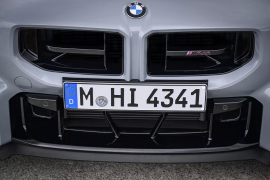BMW M2 CS