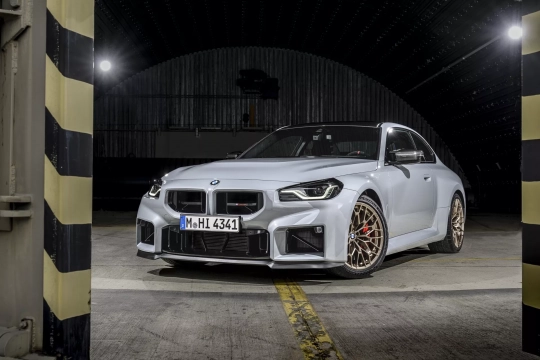 BMW M2 CS