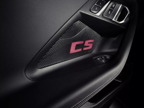 BMW M2 CS