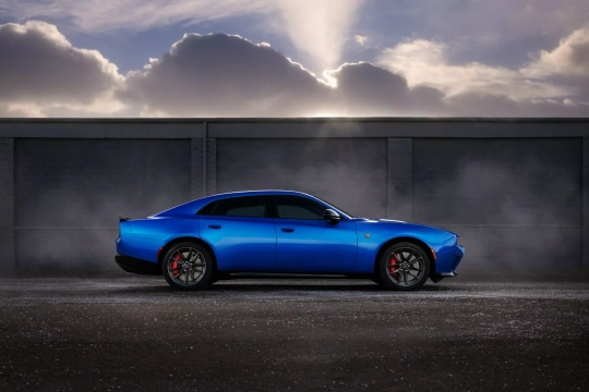 Dodge Charger Daytona Sedan