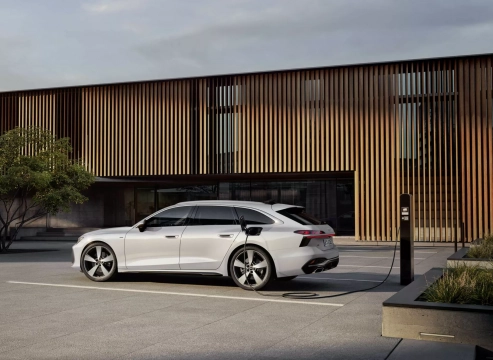 Audi A6 Avant e-Hybrid