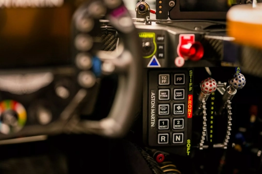 Aston Martin Valkyrie LM