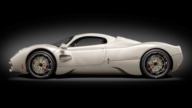 Pagani Utopia Pocher