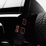 Land Rover Defender OCTA Black