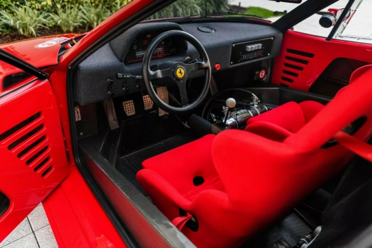 Ferrari F40 LM