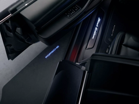 Porsche Taycan Black Edition