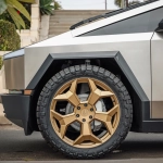 Tesla Cybertruck com jantes Cybrspoke
