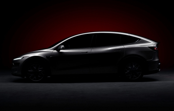 Tesla Model Y prepara-se para receber versão de seis lugares