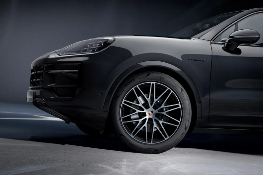 Porsche Cayenne Black Edition