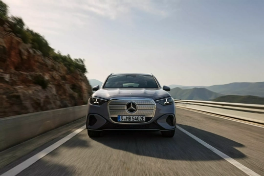 Mercedes-Benz GLC com EQ Technology