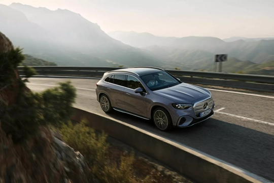 Mercedes-Benz GLC com EQ Technology