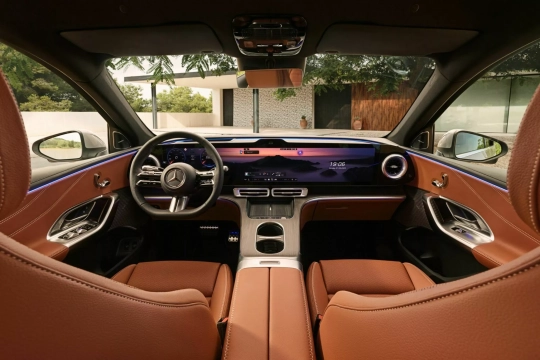 Mercedes-Benz GLC com EQ Technology
