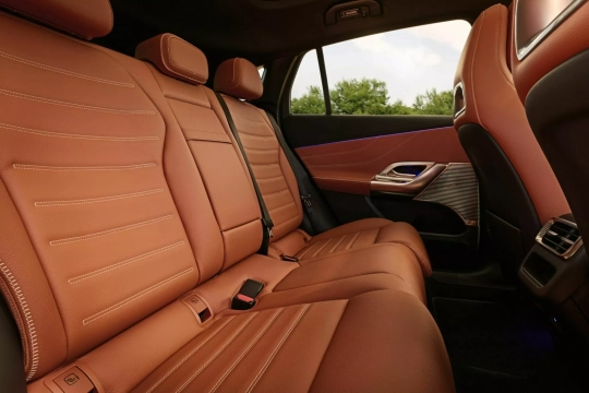 Mercedes-Benz GLC com EQ Technology