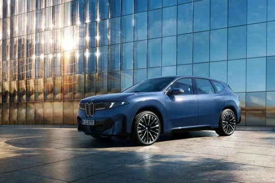 BMW iX3
