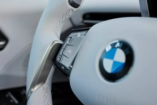 BMW iX3