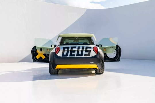 Mini JCW x Deus Ex Machina