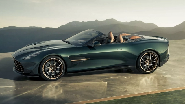 Aston Martin Vanquish Volante