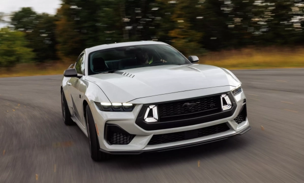 Ford Mustang RTR