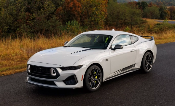 Ford Mustang RTR