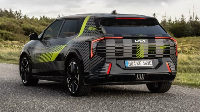 Kia EV4 GT protótipo