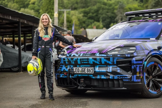 Porsche Cayenne Electric