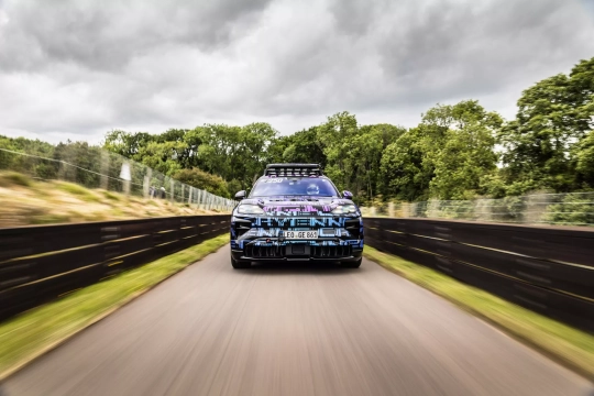 Porsche Cayenne Electric