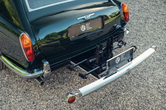 Rolls-Royce Corniche Shooting Brake by Niels van Roij Design