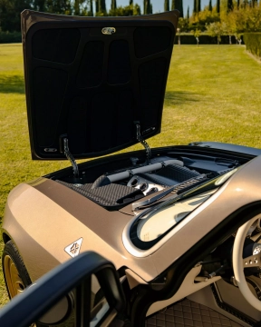 Totem Alfa Romeo GT Super "Farina"