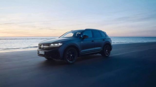 VW Touareg R-Hybrid Final Edition