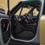Land Rover Defender D7X-R