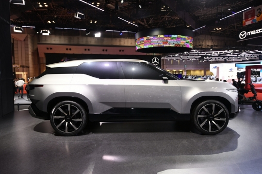 Toyota Land Cruiser Se SUV concept