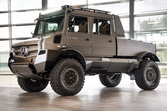 Mercedes-Benz Unimog U 4023