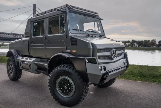 Mercedes-Benz Unimog U 4023