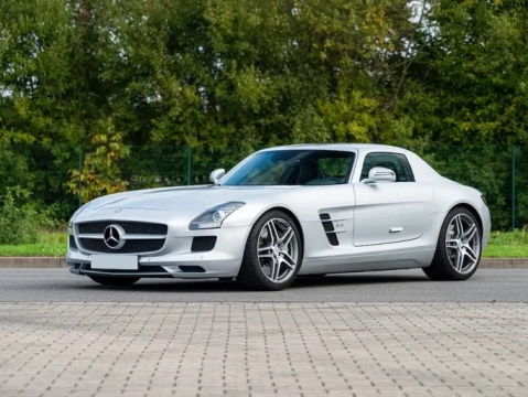 Mercedes AMG SLS coupé