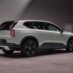 Volvo EX60 Cross Country