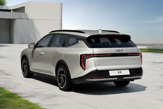 Kia K4 Sportswagon