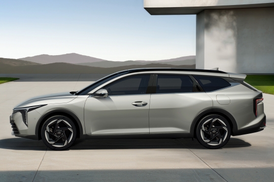 Kia K4 Sportswagon