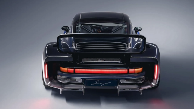 Singer 'Sorcerer' DLS Turbo