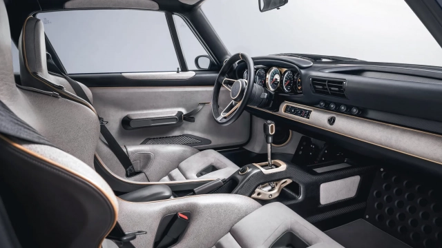 Singer 'Sorcerer' DLS Turbo