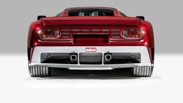 Bugatti EB110 GT