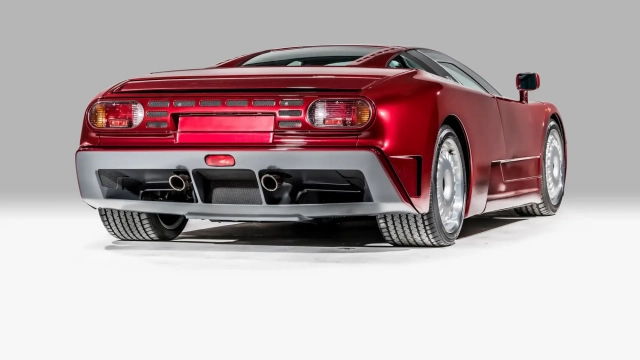 Bugatti EB110 GT