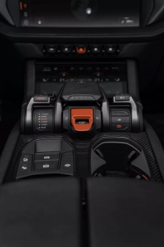Brabus 900 Superblack Lamborghini Urus