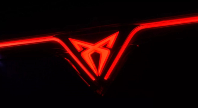 Cupra Born facelift teaser