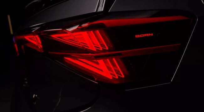 Cupra Born facelift teaser