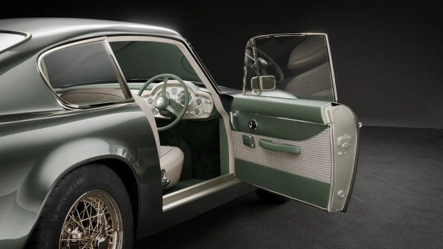 Lunaz restaura Aston Martin DB6