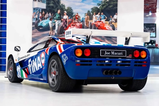 McLaren F1 GTR