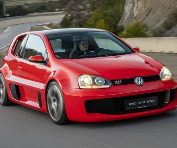 VW Golf GTI W12-650