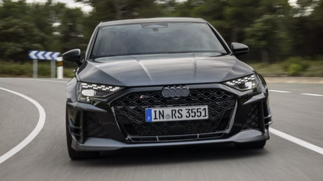Audi RS3 Sedan Competition Limited