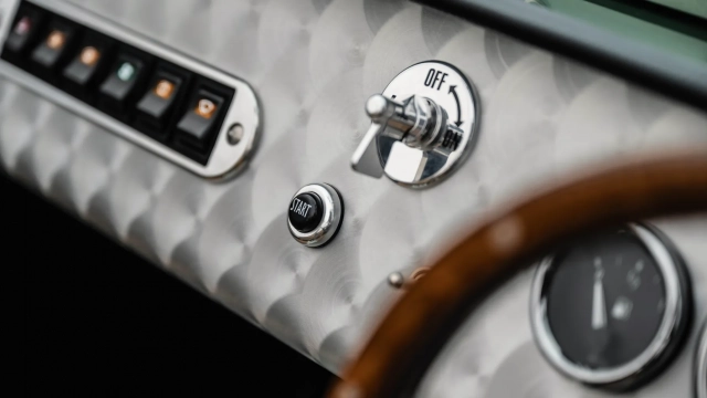Caterham Seven HWM Edition