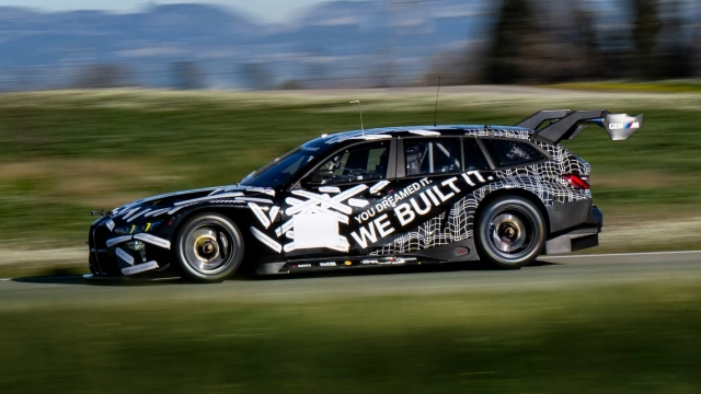 BMW M3 Touring GT3